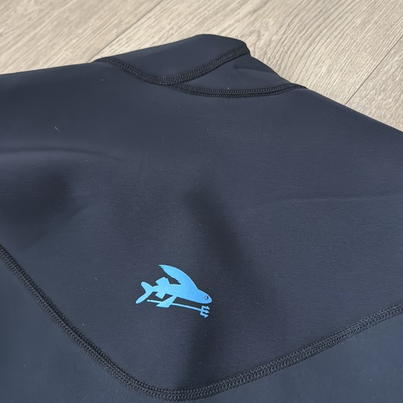 Patagonia R Lite Yulex wetsuit long sleeve top 1.5mm, Men’s Sz XL - Picture 6 of 6